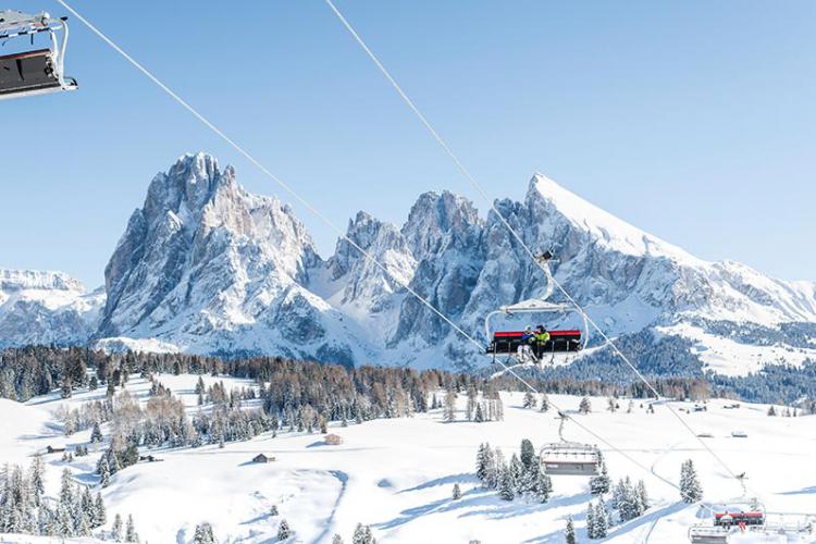 Lift in the skiing area Alpe di Siusi